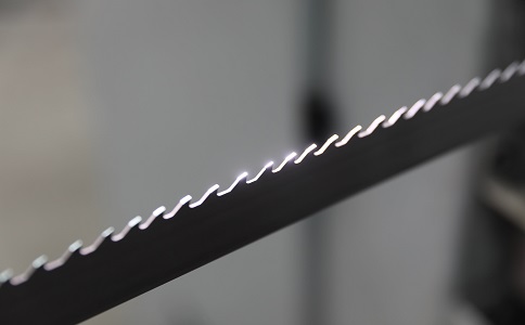 周口双金属带锯条产生切削噪音的原因具体有哪些？